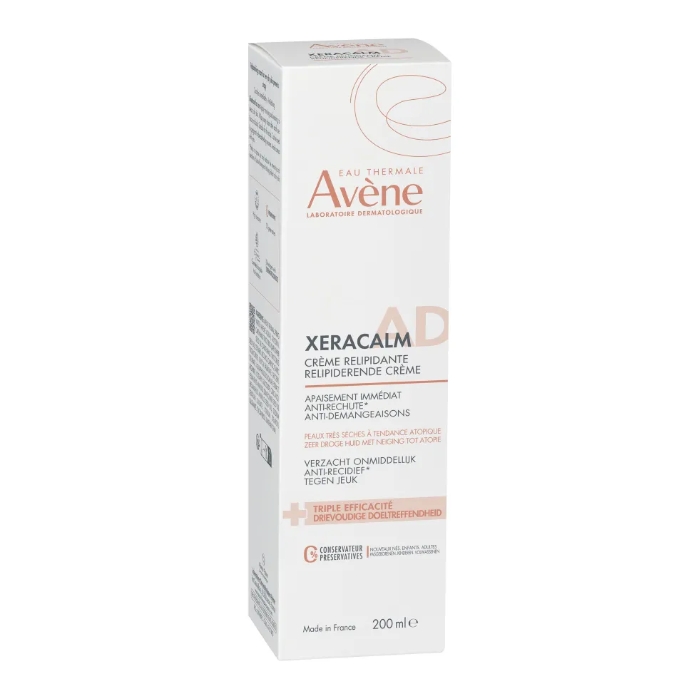 Avène XeraCalm A.D - Crema liporestitutiva per la pelle molto secca e a tendenza atopica, 200 ml