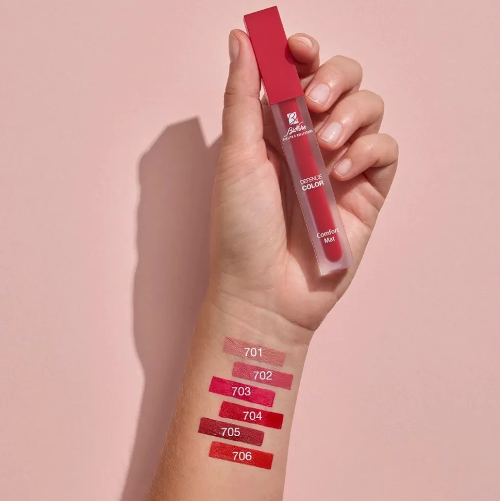 Bionike Defence Color - Comfort Mat Rossetto Mat Liquido Colore 703 Tulipe, 4.5ml