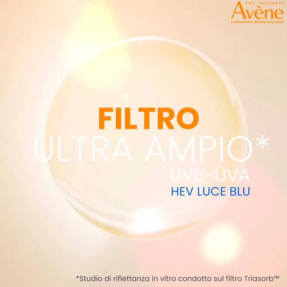 Eau Thermale Avène Ultra Fluid Luminositè Protezione Molto Alta SPF50+ Solare per Pelle Sensibile, 50ml