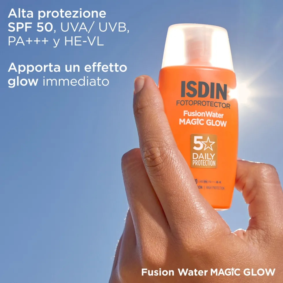 Isdin Fotoprotector Fusion Water Magic Glow SPF 50 - Fluido solare illuminante per il viso, 50 ml