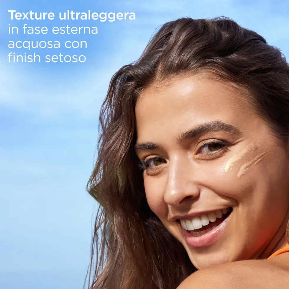 Isdin Fotoprotector Fusion Water Magic Glow SPF 50 - Fluido solare illuminante per il viso, 50 ml