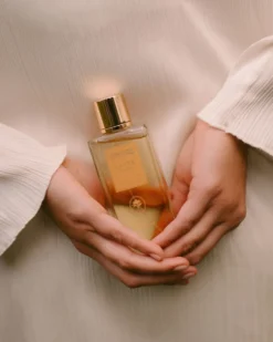 L'Amande Latte Caldo Eau de parfum al latte e biscotti dalle note calde e gourmand, 100 ml
