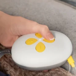 Medela Solo - Tiralatte elettrico singolo per l'estrazione del latte, 1 bottiglia da 150 ml