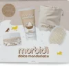 Morbidì Kit Mandorlatte - Set corpo con bagnodoccia scrub spugna e beauty case