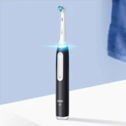 Oral-B iO - 3S Spazzolino Elettrico Ricaricabile Nero