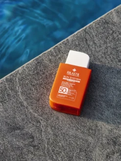 Rilastil Sun System Superfluid SPF 50 - Fluido solare protettivo e idratante per il viso, 50 ml